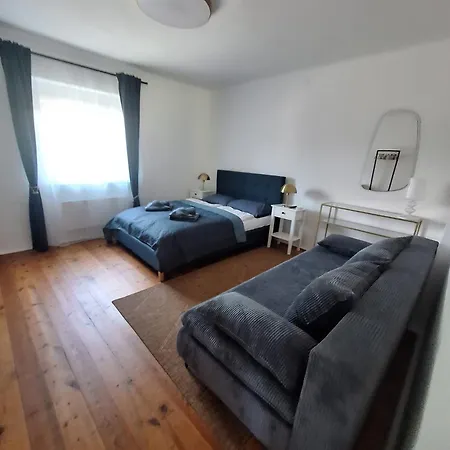 Azur Corner * Zamárdi